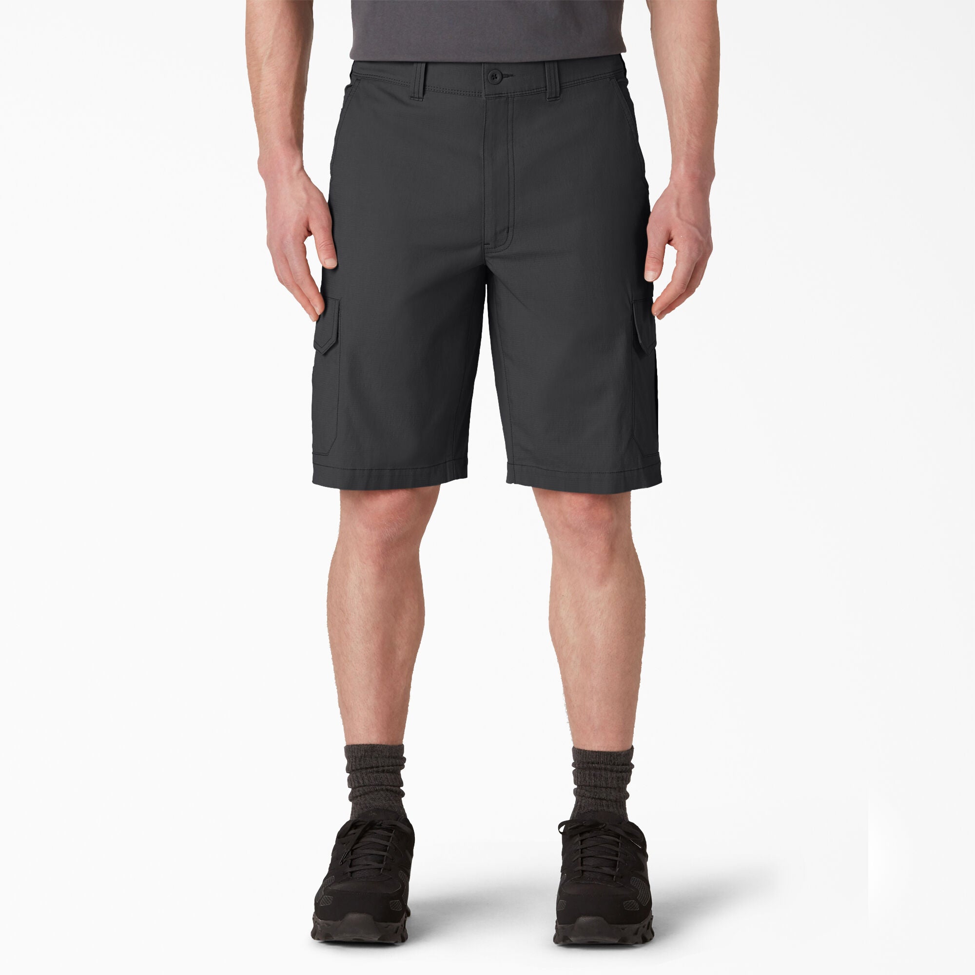 FLEX Cooling Regular Fit Cargo Shorts. 11