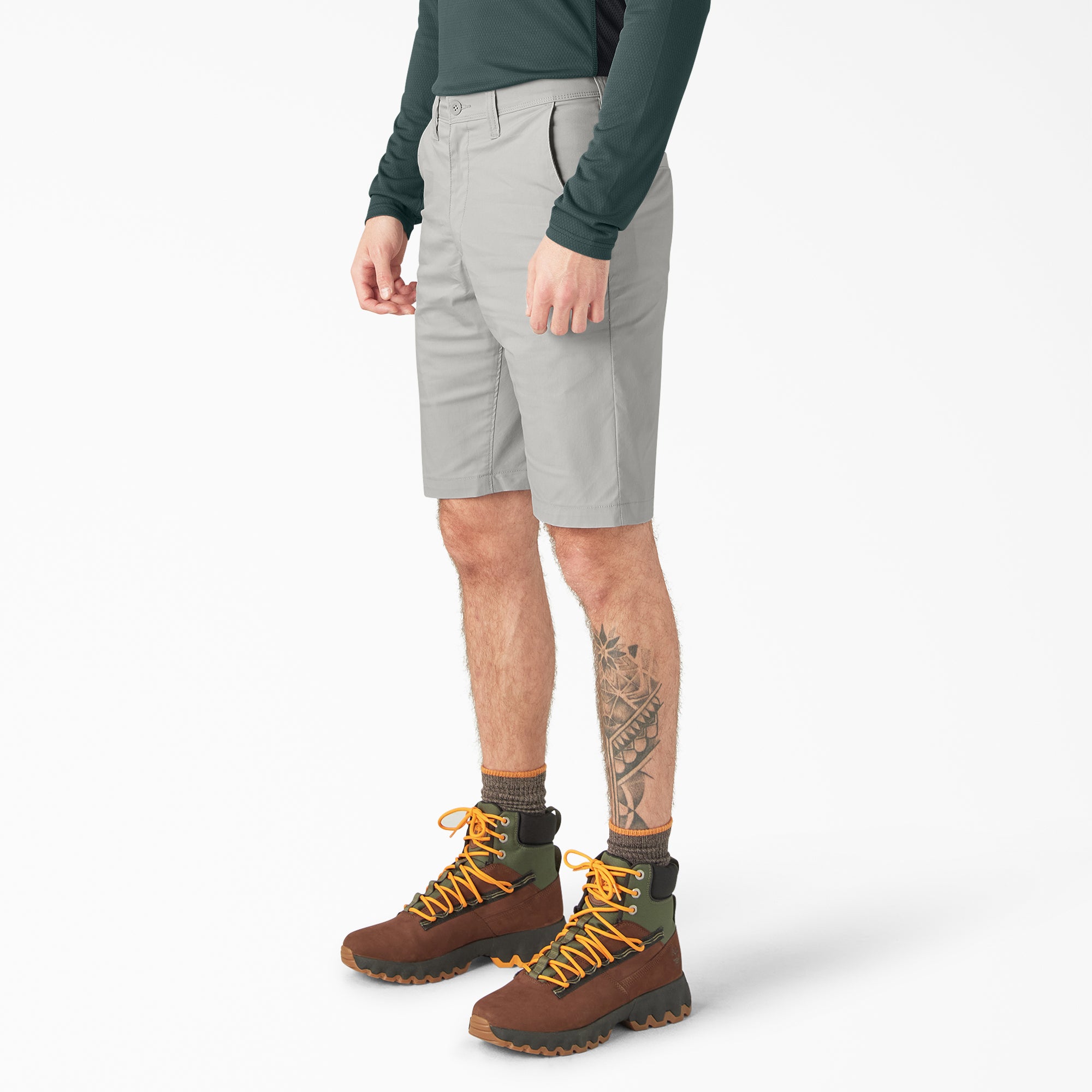 FLEX Cooling Regular Fit Utility Shorts. 11 - Image 3